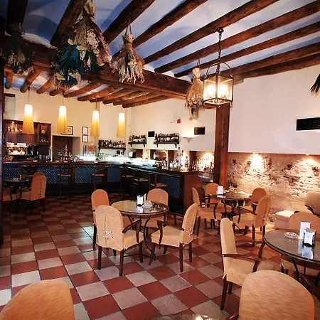 Hospederia Meson De La Dolores 3*