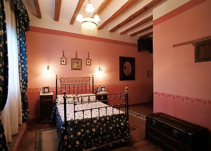 Hospederia Meson De La Dolores Calatayud